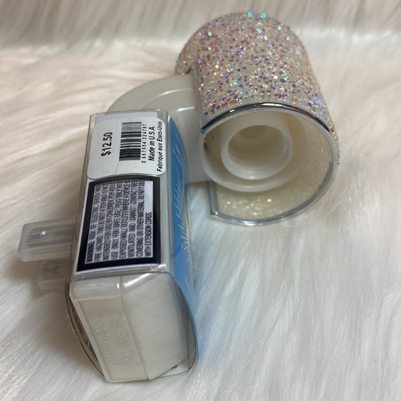 “Clear Gems Nightlight” Wallflowers Fragrance Plug, Bath & Body Works NWT-Sealed - Picture 6 of 9